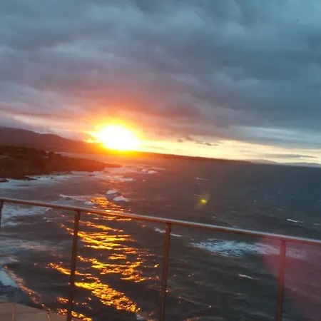 Гостевой дом The Yellow House Ахтополь